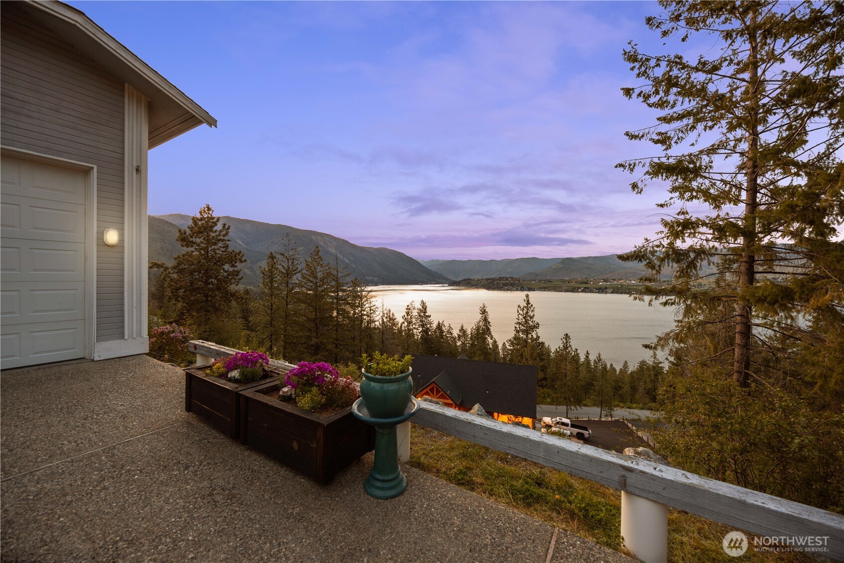7420 Navarre Drive Chelan WA 98816