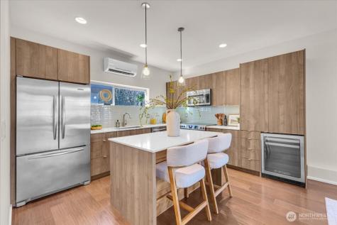 3001 60th Avenue SW Seattle WA 98116