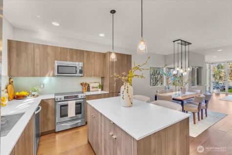 3001 60th Avenue SW Seattle WA 98116