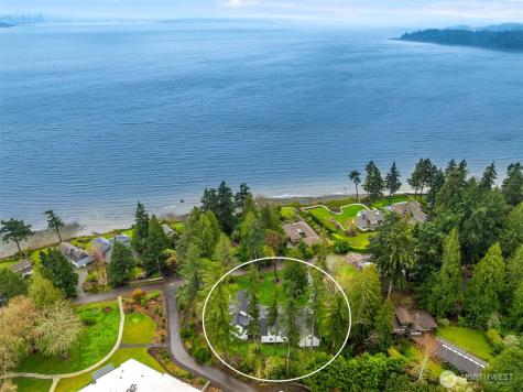 10717 NE Manitou Park Boulevard Bainbridge Island WA 98110