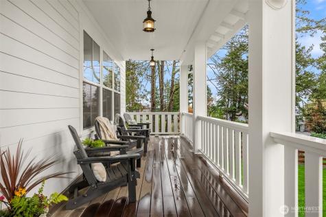 10717 NE Manitou Park Boulevard Bainbridge Island WA 98110