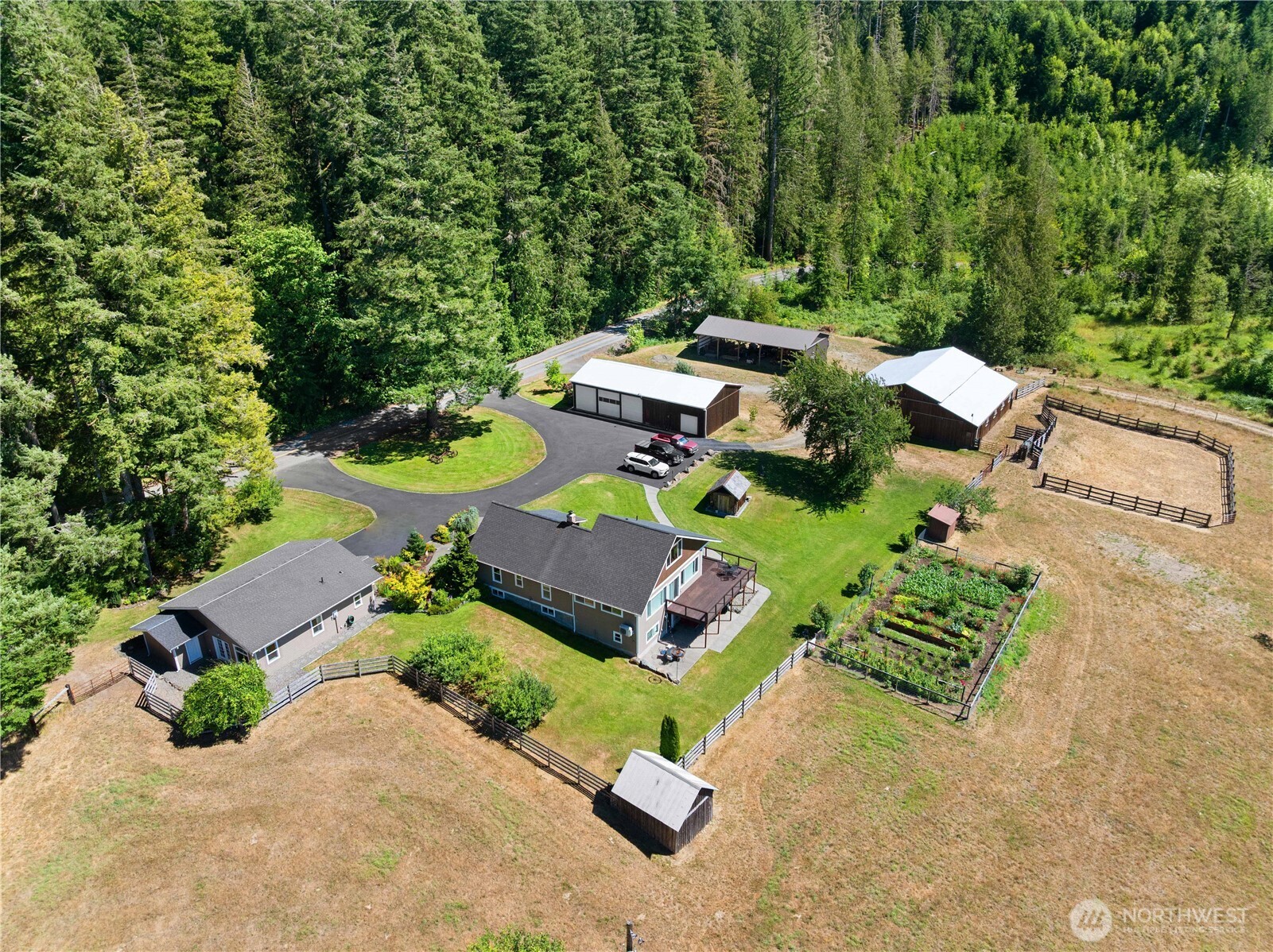 192 Skinner Road Randle WA 98377