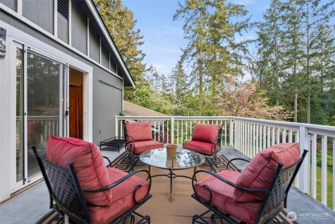 7041 67th Street NW Gig Harbor WA 98335