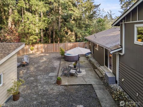 7041 67th Street NW Gig Harbor WA 98335