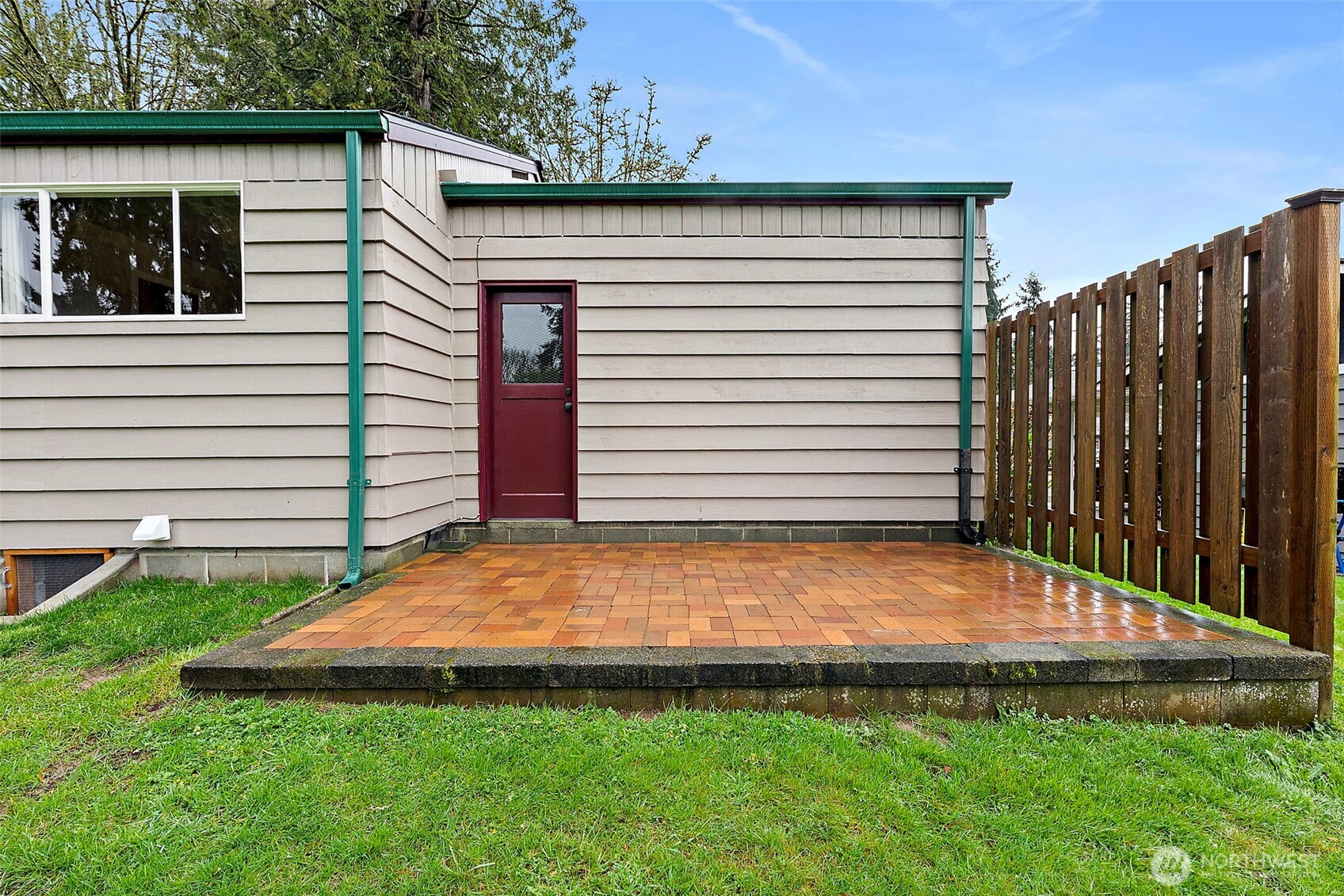 1105 21st Street SW Puyallup WA 98371