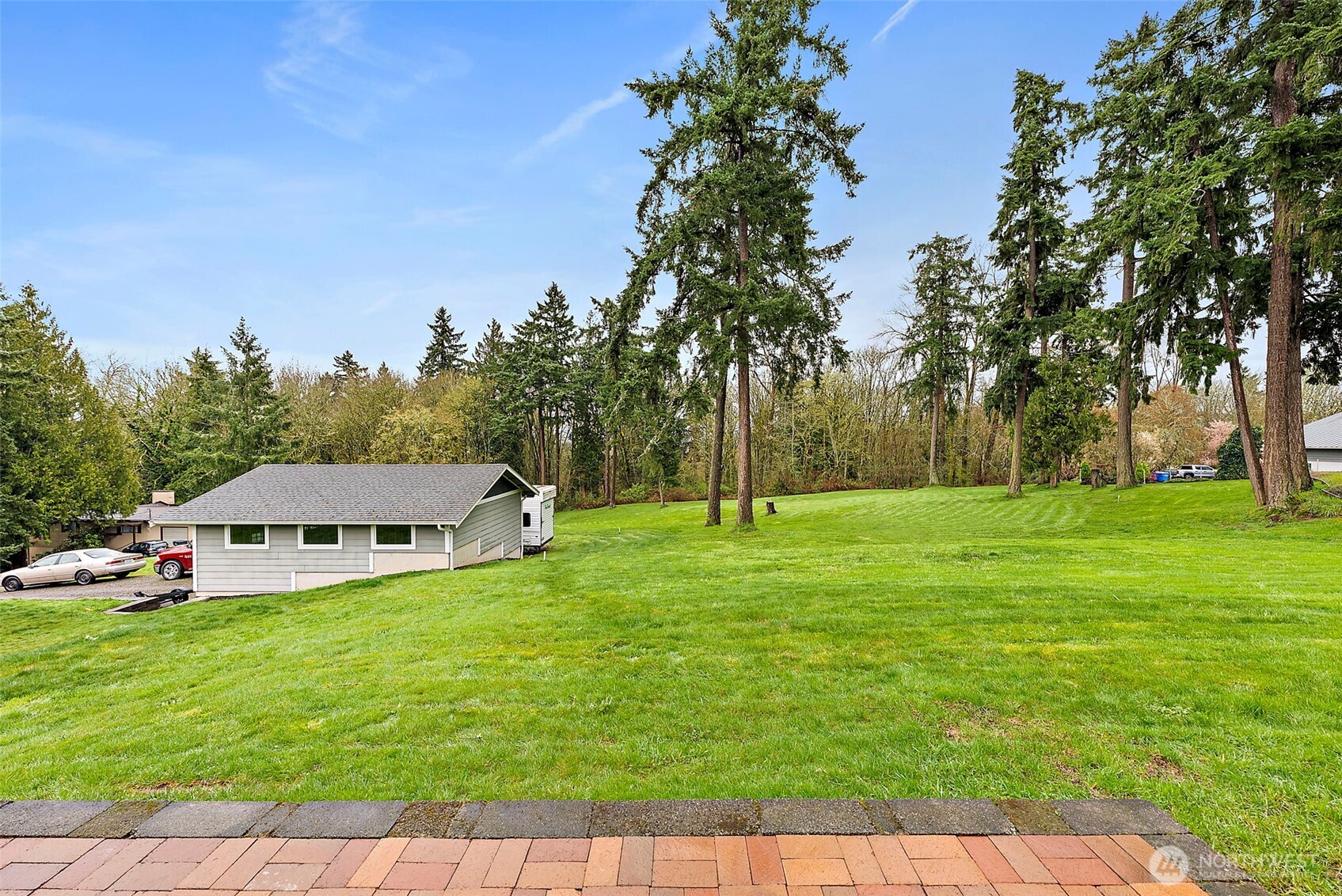 1105 21st Street SW Puyallup WA 98371