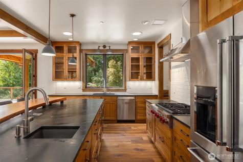 9721 NE Charisma Circle Bainbridge Island WA 98110