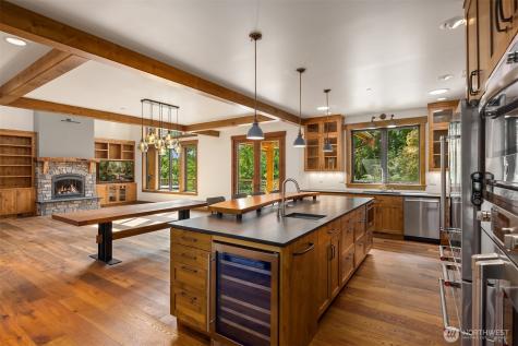 9721 NE Charisma Circle Bainbridge Island WA 98110