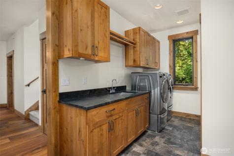 9721 NE Charisma Circle Bainbridge Island WA 98110