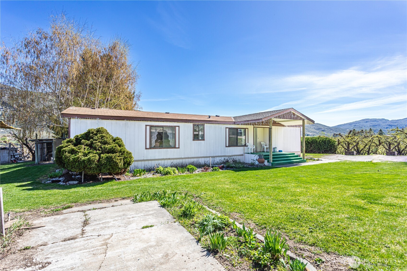 1096 Highway 7 Tonasket WA 98855
