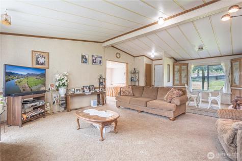 1096 Highway 7 Tonasket WA 98855