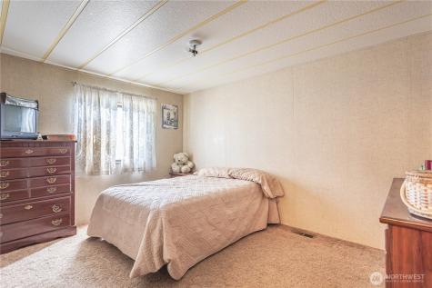 1096 Highway 7 Tonasket WA 98855