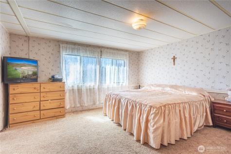 1096 Highway 7 Tonasket WA 98855