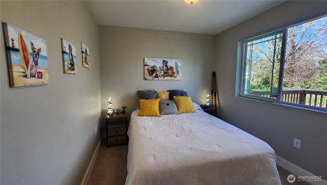 136 Pacific Boulevard NW Ocean Shores WA 98569