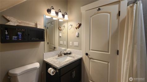 136 Pacific Boulevard NW Ocean Shores WA 98569