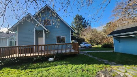 136 Pacific Boulevard NW Ocean Shores WA 98569