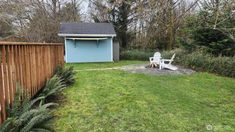 136 Pacific Boulevard NW Ocean Shores WA 98569
