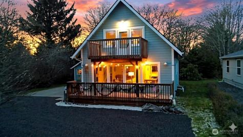 136 Pacific Boulevard NW Ocean Shores WA 98569