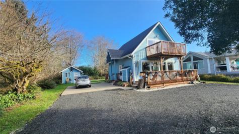 136 Pacific Boulevard NW Ocean Shores WA 98569