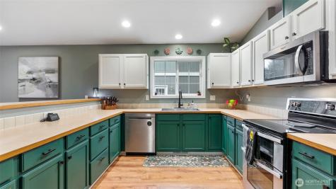 19721 47th Avenue NE Arlington WA 98223