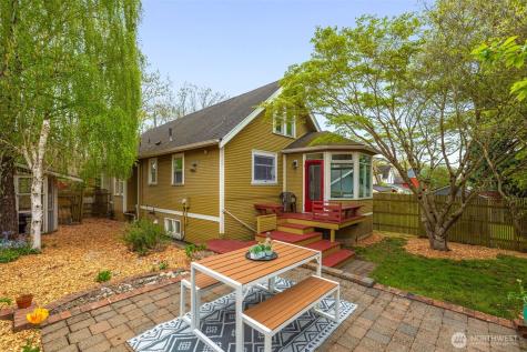 923 26th Avenue S Seattle WA 98144