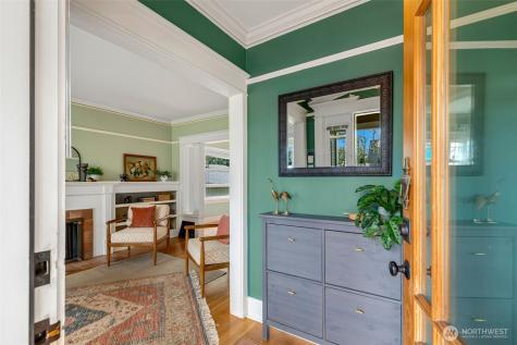 923 26th Avenue S Seattle WA 98144