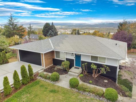 2705 Benson Renton WA 98055