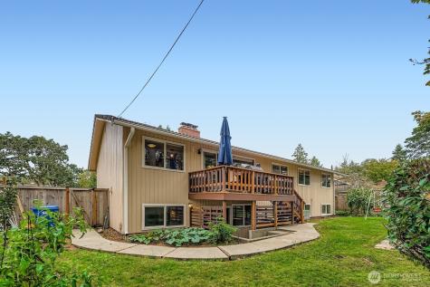 7822 76th Street SW Lakewood WA 98498