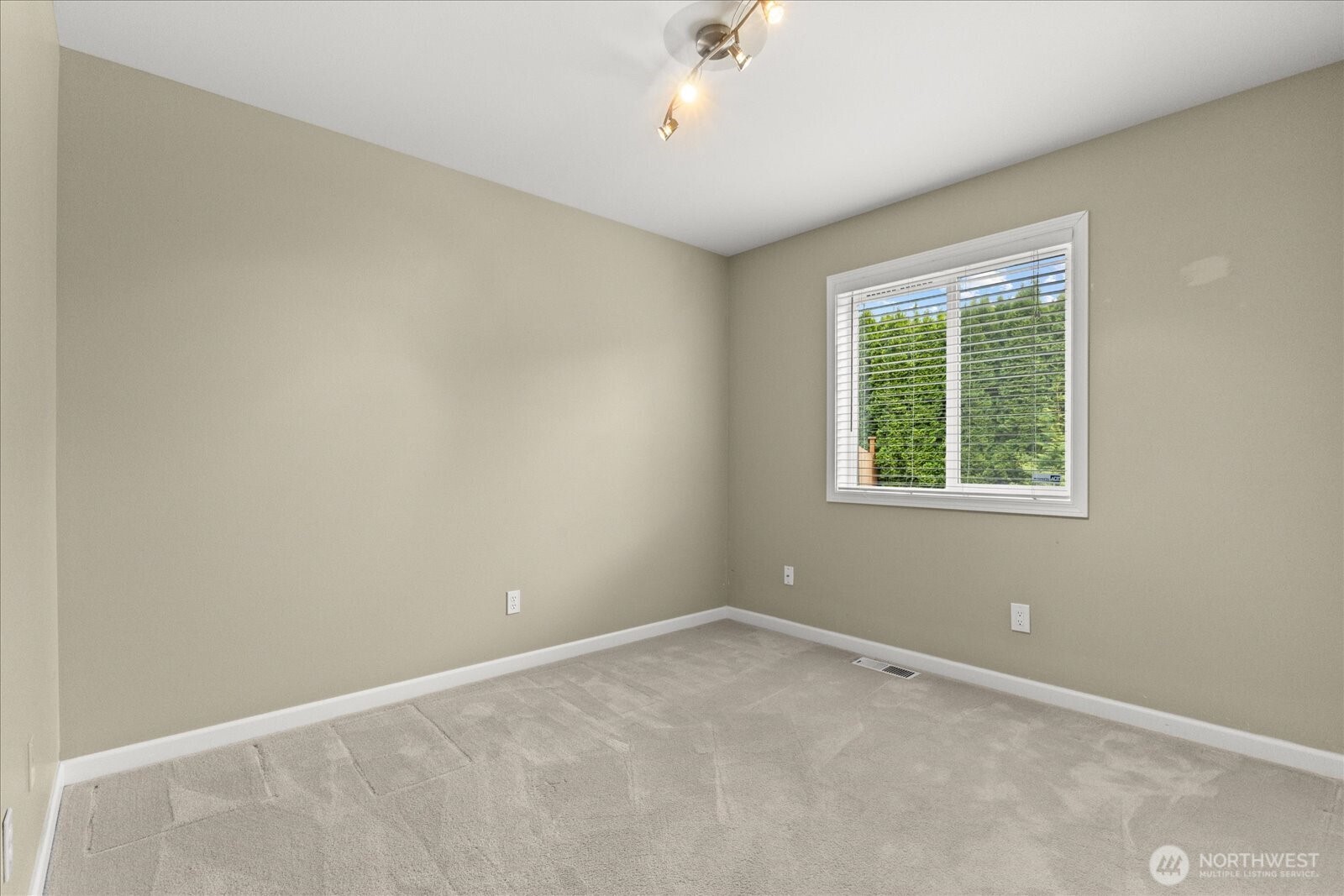16833 103rd Place NE Granite Falls WA 98252
