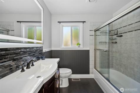 639 12th Avenue Kirkland WA 98033