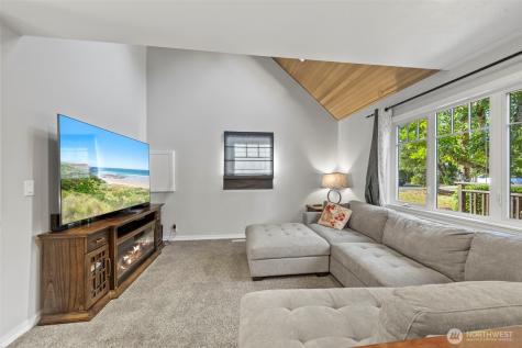 639 12th Avenue Kirkland WA 98033