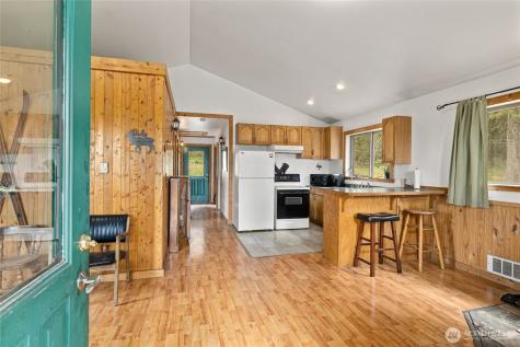 630 Hidden Springs Road Cle Elum WA 98922