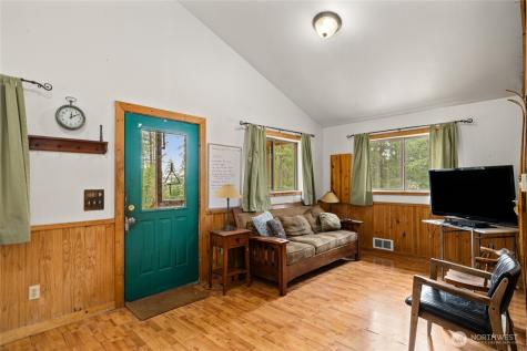630 Hidden Springs Road Cle Elum WA 98922
