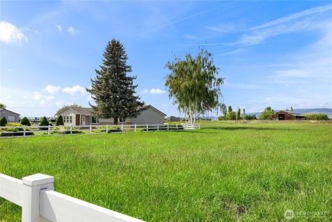1231 Game Farm Road Ellensburg WA 98926