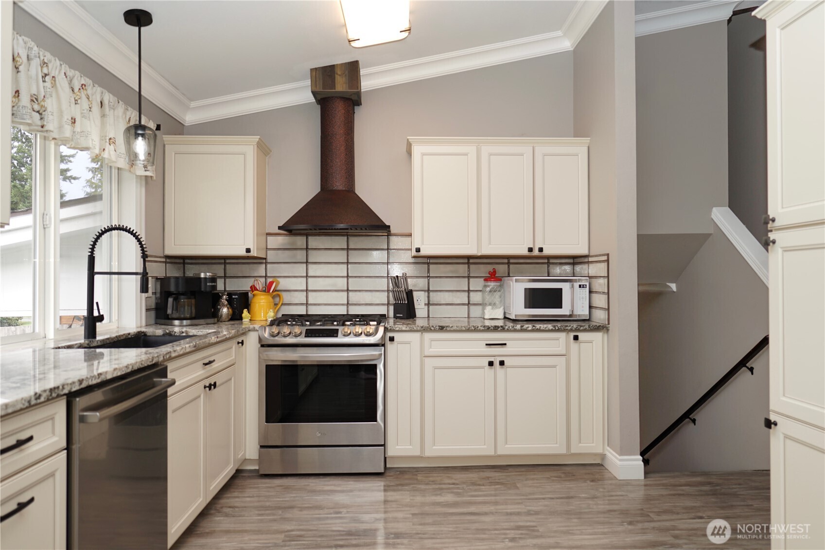 10306 235th Avenue E Buckley WA 98321