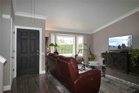 10306 235th Avenue E Buckley WA 98321