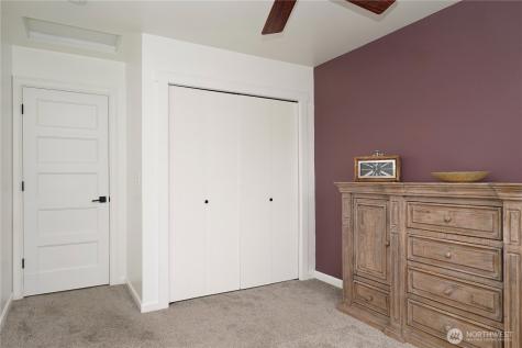 10306 235th Avenue E Buckley WA 98321
