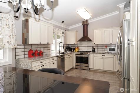 10306 235th Avenue E Buckley WA 98321