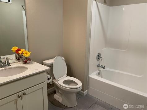 6521 31st Avenue SW Seattle WA 98126