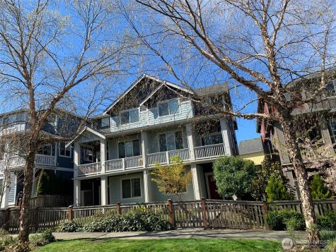 6521 31st Avenue SW Seattle WA 98126