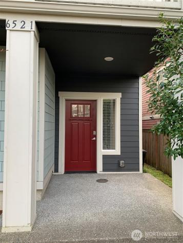 6521 31st Avenue SW Seattle WA 98126