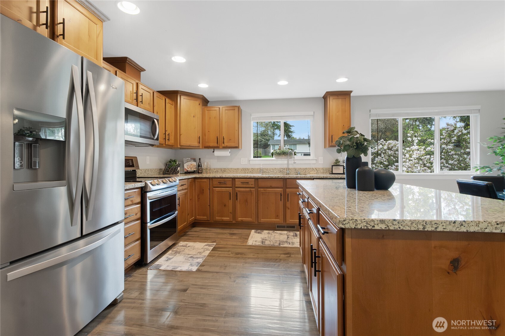 30331 9th Avenue S Federal Way WA 98003