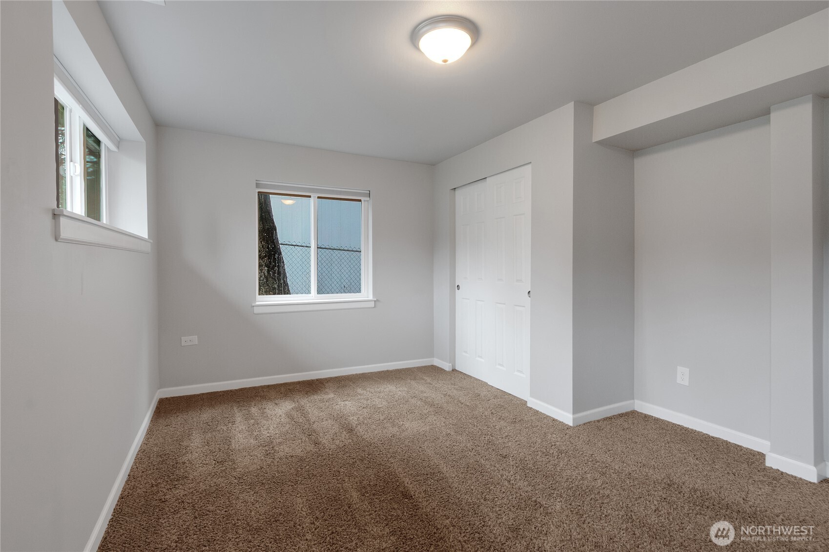 30331 9th Avenue S Federal Way WA 98003