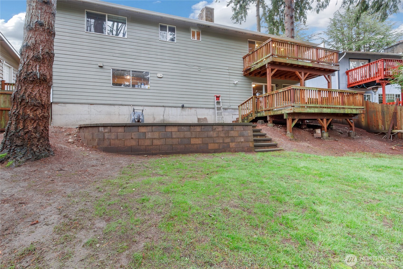 30331 9th Avenue S Federal Way WA 98003