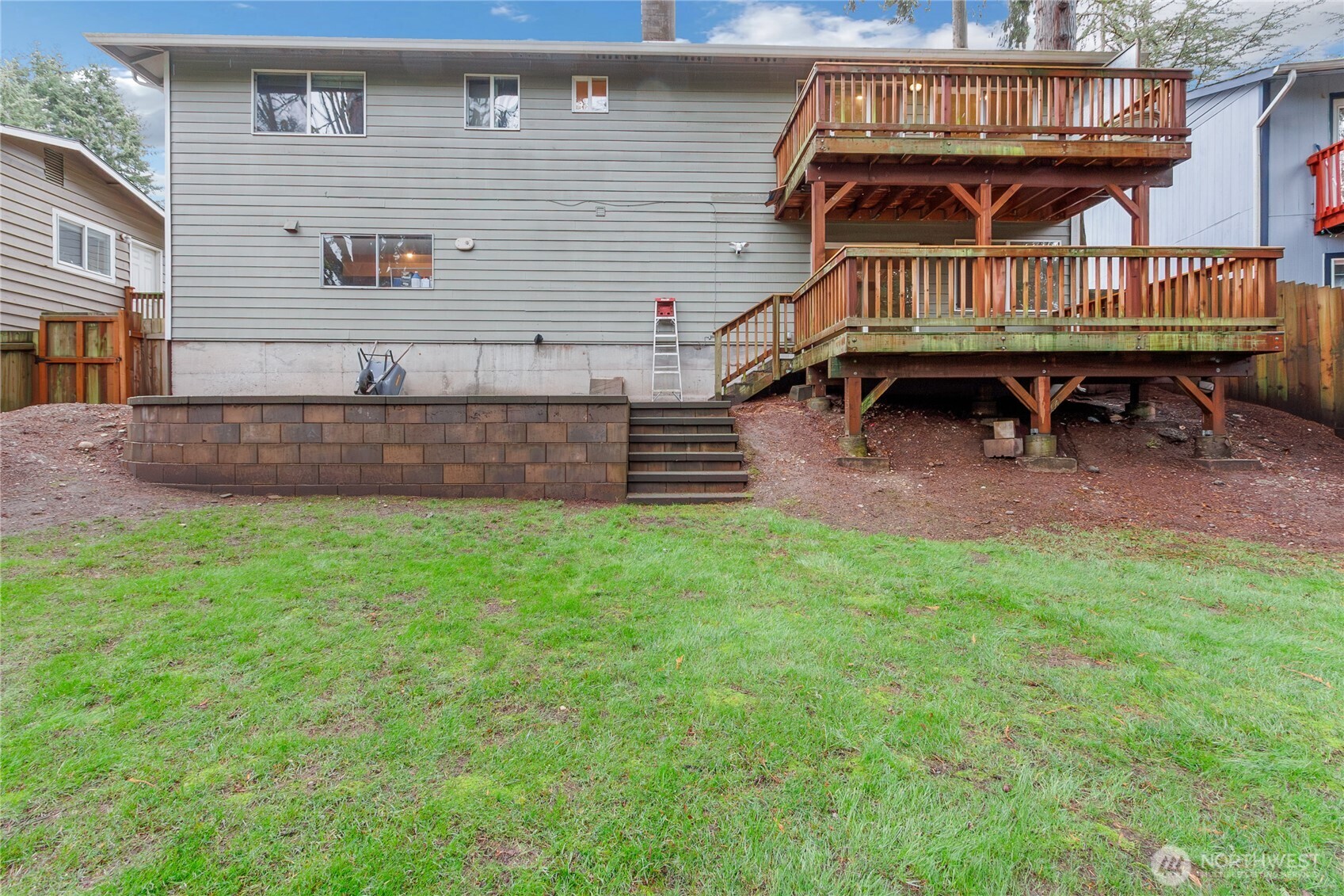 30331 9th Avenue S Federal Way WA 98003