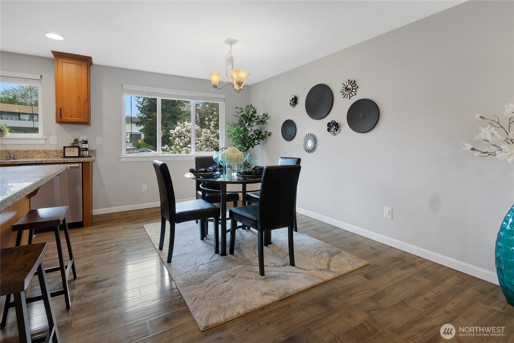 30331 9th Avenue S Federal Way WA 98003