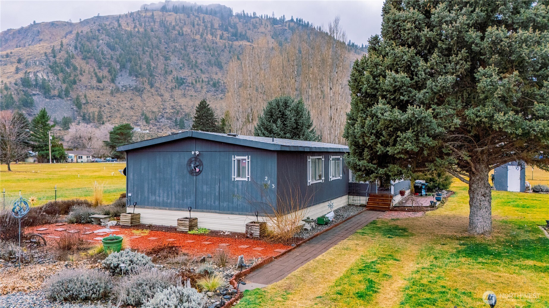 213 Davis Avenue Brewster WA 98812