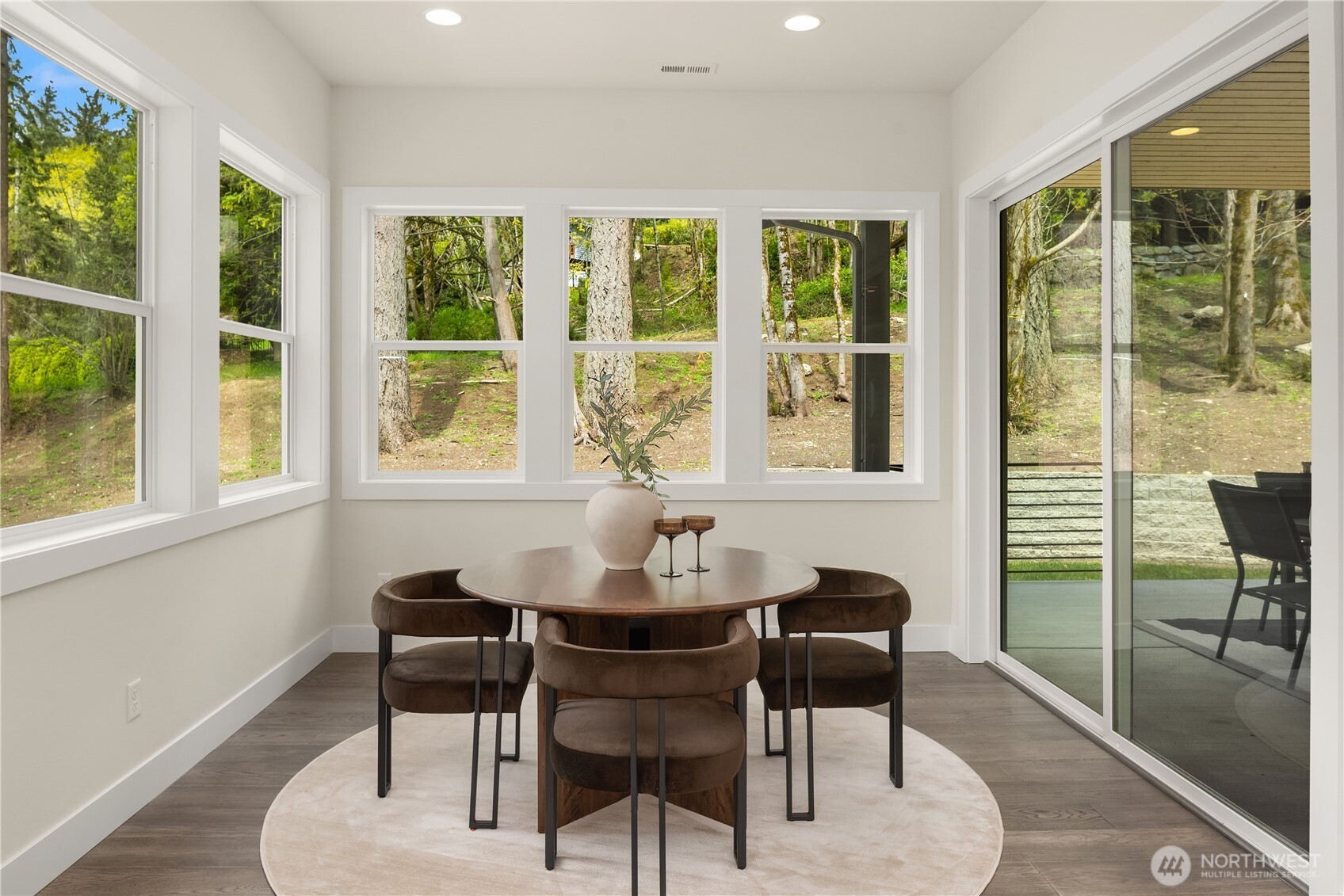 22536 SE 52nd Street Issaquah WA 98029