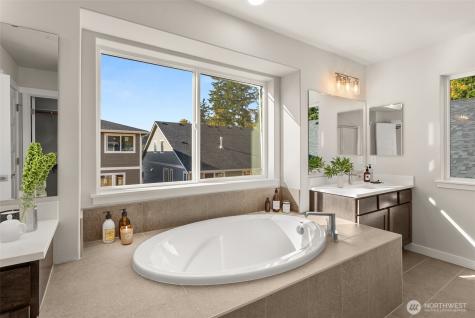 7369 Mirasett Street SW Tumwater WA 98512