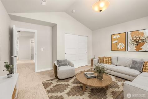 7369 Mirasett Street SW Tumwater WA 98512